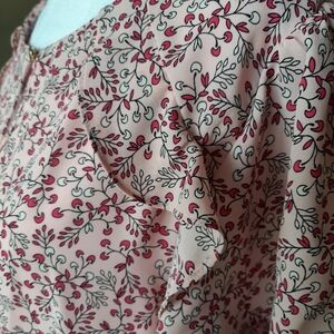 NWT 🌷 LIZ CLAIBORNE - Romantic Short Sleeves Flowery Pink Blouse - Size: L